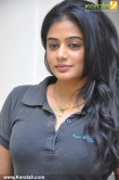 7585priyamani_latest_stills_66-0037585