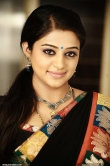9407priyamani_latest_pics_08-008