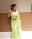 priyamani saree photos new 4512-6
