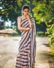 priyamani saree photos new 4512-7