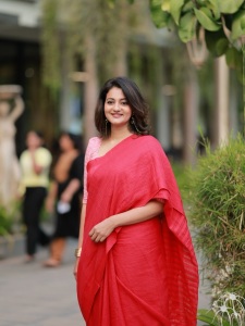 actress-priyanka-nair-latest-photos-002