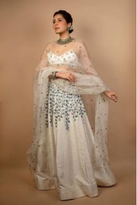 1_rashi-khanna-latest-pics-004