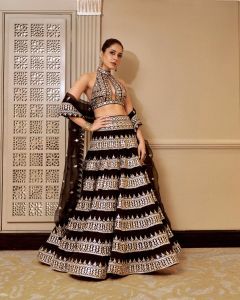 raashi-khanna-in-black-heavy-work-lehenga-dress-photos