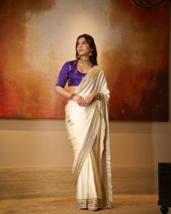 raashi-khanna-in-silver-tissue-saree-with-contrast-violet-blouse-photos-001