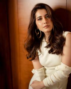 raashi-khanna-in-white-long-dress-photos