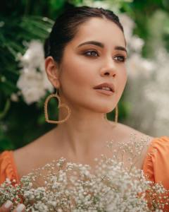 raashi-khanna-latest-beautiful-photos