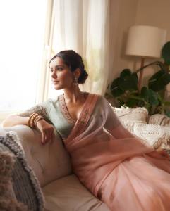 raashi-khanna-latest-photos-after-weight-loss-004