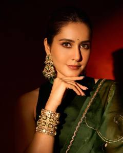 raashi-khanna-latest-photos-after-weight-loss-018