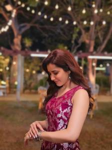 raashi-khanna-latest-pics-002