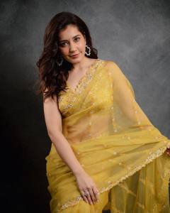 raashi-khanna-new-photos-in-yellow-net-saree-004