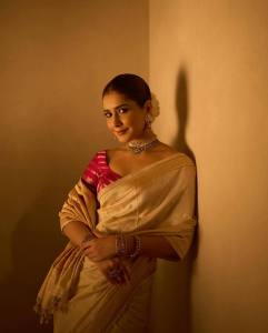 raashi-khanna-new-pictures-and-photos-017