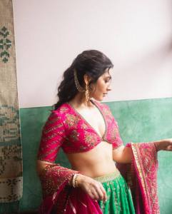 raashi-khanna-new-pictures-and-photos-024