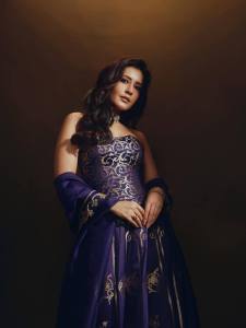 raashi-khanna-new-pictures-and-photos-047