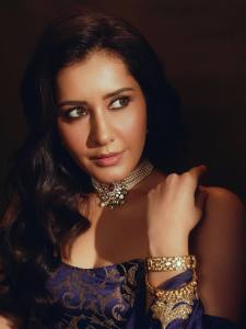 raashi-khanna-new-pictures-and-photos-051