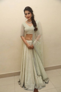 raashi-khanna-stills-000-00143