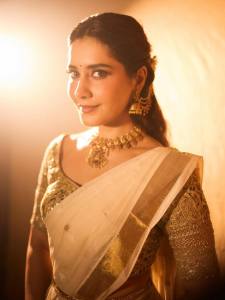 raashii-khanna-stylish-out-fit-ideas-for-party-look-photos-001