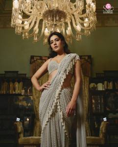 raashii-khanna-stylish-out-fit-ideas-for-party-look-photos-019