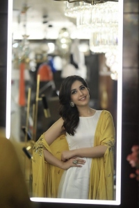 rashi-khanna-images-098-00310