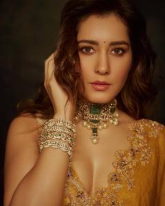 rashi-khanna-in-golden-colour-high-neck-lehenga-photos-004