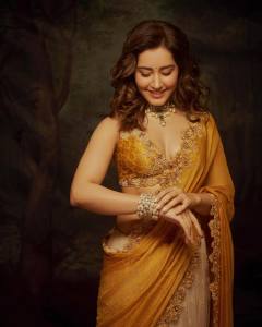 rashi-khanna-in-golden-colour-high-neck-lehenga-photos-007