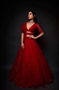 rashi-khanna-latest-hd-photos-008