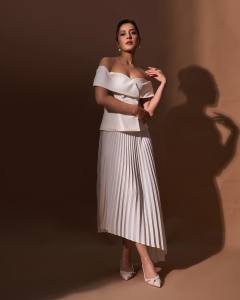 rashi-khanna-latest-outfit-fashion-photos-004
