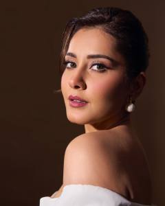 rashi-khanna-latest-outfit-fashion-photos-007