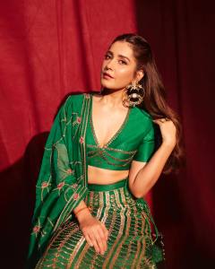rashi-khanna-latest-outfit-fashion-photos-016