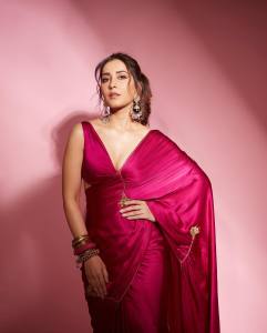 rashi-khanna-latest-outfit-fashion-photos-025