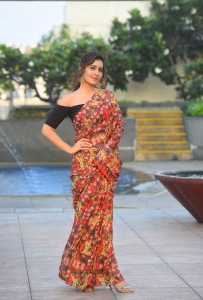 rashi-khanna-latest-photoshoot-051-654