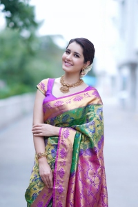 rashi-khanna-latest-pictures-212-00163