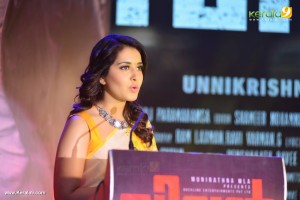 rashi-khanna-latest-stills-00871