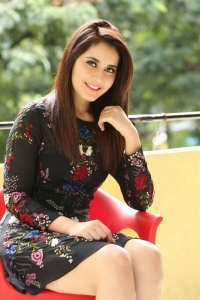 rashi-khanna-pics-009-00322