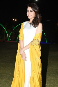 rashi-khanna-stills-000-00357