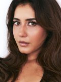 raashi-khanna-in-trending-outfit-ideas-photos-017