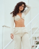 raashi-khanna-in-bralette-and-reil-pants-002