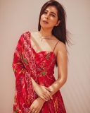 raashi-khanna-in-red-embroidered-anarkali-set-photos-004