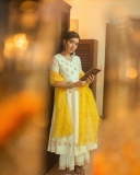 raashi-khanna-in-yellow-churidar-photos