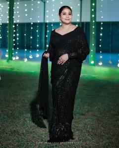 rachana-narayanankutty-in-black-chiffon-party-wear-saree-photos-003