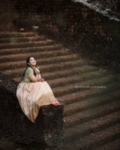 rachana-narayanankutty-in-pattu-pavada-photos-002