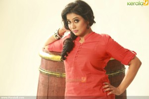 rachana-narayanankutty-latest-photos-00325