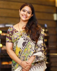 rachana-narayanankutty-saree-photos-004