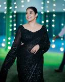 rachana-narayanankutty-in-black-chiffon-party-wear-saree-photos-006