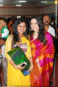 malayalam-actress-radhika-photos-00784