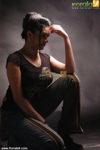 malayalam_actress_radhika_images-00258