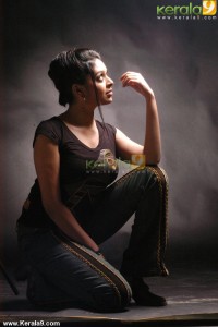 malayalam_actress_radhika_images-00375