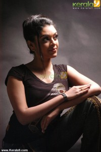 malayalam_actress_radhika_images-00826