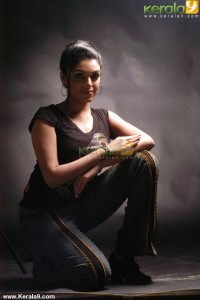 malayalam_actress_radhika_images-00956