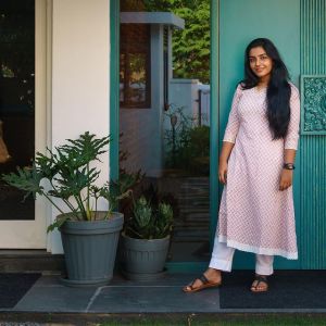 1_rajisha-vijayan-latest-photoshoot