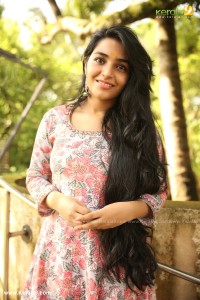 rajisha-vijayan-latest-pictures62